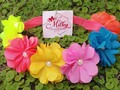 Se acuerdan de nuestras clásicas coronas de flores?  Pues aquí están nuevamente en variedad de tamaños y colores para damas y niñas. . . #coronasdeflores #diademas #babies #fashionkids #mom #flores #tendencia #milkycreaciones #milkylovers #proveedorinfantil