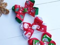 Para las princesitas tenemos ésta versión de lacitos pequeños navideños.  Puedes adquirirlos a través del DM o WhatsApp 04123549748  #navidad2022 #lazospequeños #bebés #babymodel #mommy #milkylovers #milkycreaciones