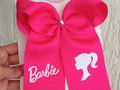Completa el outfit de Barbie con nuestros accesorios 💞  #barbiegirl #barbie #accessories #fashionstyle #tendenciabarbie #milkyloversmom #milkycreaciones #moda