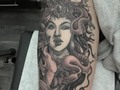 Medusa, segunda sesión #wipshading rostro totalmente curado  Para mi hermosa @zami_escobar  #tattoo #medusa #inkedup #inkedgirls #photoofday