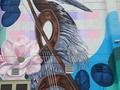 Arte urbano...artistas que nos deleitan con su forma de interpretar la vida... Interesantes calles...Para los más jóvenes toda una aventura. Tiendas muy particulares; con venta de objetos únicos. Se come rico 😋 fuimos a uno de comida asiática... 👁 En las historias...Muy bueno!! ↖️ . . Son sitios que te dejan...experiencias que sirven de inspiración a muchos.  Interesante!! . . #Mitosmoda #presente #urbanart #diseño #streetstyle #style #beautifulplaces #blogger #inspiration #colors #wynwood #Miami