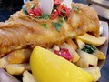 Best market in London 😋🇬🇧👌🏻 #londonfood #london #london🇬🇧 #londonrestaurants #londonmarkets #camden #camdenmarket #fishandchips #falafel #pasta #لندن #لندن🇬🇧 #لندنيات #لندن_العشق #لندنك_صارت_تبكيني #لندنك_صارت_تبكيني✈️🇬🇧 #كامدن_ماركت #كامدن_تاون🇬🇧