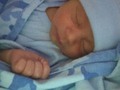 Ahora somos gemelos pero con diferente edades, lo que tenemos n común es qué mi Dios permitió que yo naciera de nuevo el día que mi Joseph nació y no me cansó de darle gracias Al Rey de reyes y Señor de señores.