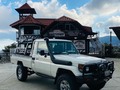 Disponible Hembtita del año 2007 japonesa con 110 mil km  Titulo 2-1 posee certificado de origen y factura de compra 3llaves Pintura original Rines aniversario  Cauchos Bf goodrich  Bloqueadores arb alante Roa y traseros  Suspension old man emu Repiraderos arb  Compresor arb  Equipo de sonido Forros de asiento Parachoque arb Winche 8274 aniversario con control inalambrico Snorkel safari original  . .  Para mayor Inf al whatsapp 04129625294/04129988829 . Síguenos en . @motores_colonia_tovar_ca . . #landcruiser #landcruiservenezuela #meru #meruenventa #toyotaenventa #ventadevehiculo #toyotafortuner #ventasdecarros  #coloniatovarventacarros #concecionario #concesionariodebehiculos #consignacion #empresario #ganadero  #toyota  #motorescoloniatovar #fincasyganados #llano #llanodevenezuela #motorescoloniatovar #carrosven #ventasdevehiculos #toyotavenezuela #landcruiser