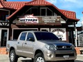 Excelente toyota Hilux 2.7 🔘Marca: Toyota 🔘Modelo: Hilux 2.7 🔘Año: 2012 🔘 Tracción : 4x4 🔘 Trasmisión : Sincrónica  🔘 Dirección : Hidráulica 🔘 estereo : Original  🔘 Aire: Si . . . Posee certificado de origen y factura de compra, pintura original  . información comunicate al whatsapp📲 . 📱04129881386 -04129988829 . . 👉🏾@motores_colonia_tovar_ca👈🏾 👉🏾@motores_colonia_tovar_ca👈🏾 👉🏾@motores_colonia_tovar_ca👈🏾 . . . #hilux #hiluxenventa #hiluxkávak #kavak #vehiculosenventa #toyotaenventa #ventadevehiculo #toyotafortuner #ventasdecarros #coloniatovarventacarros #concecionario #concesionariodevehiculos #consignacion #empresario #ganadero #toyota #motorescoloniatovar #fincasyganados #llano #llanodevenezuela #motorescoloniatovar #carrosven #ventasdevehiculos #Toyota venezuela #landcruiser