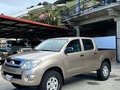 ▪🚘Marca: Toyota  ▪🚐Modelo: Hilux 2.7 ▪📆Año: 2009 ▪🖌Color: Beige ▪🕹Transmisión: sincrónica 4x4 ▪⚙Kilometraje: 133.000 . .  Pensando en su comodidad ahora los vehículos publicados en @motores_colonia_tovar_ca podemos mostrarlos en Caracas bajo previa Cita.  Además contamos con servicio de grúa a nivel nacional.  Contáctanos a través whatsapp para agendar una cita 04129881386/04129625294/04129988829 . Síguenos en  @motores_colonia_tovar_ca @motores_colonia_tovar_ca @motores_colonia_tovar_ca . #landcruiser #landcruiservenezuela #meru #meruenventa #toyotaenventa #ventadevehiculo #toyotafortuner #ventasdecarros  #coloniatovarventacarros #concecionario #concesionariodebehiculos #consignacion #empresario #ganadero  #toyota  #motorescoloniatovar #fincasyganados #llano #llanodevenezuela #motorescoloniatovar #carrosven #ventasdevehiculos #toyotavenezuela #landcruiser