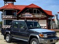 El vehículo ideal para ti y tu empresa lo consigues en @motores_colonia_tovar_ca  . . En esta ocasión les traemos esta hermosa toyota Land Cruiser serie 79 doble cabina la cual se encuentra completamente nueva. Esta camioneta se encuentra equipada con los siguientes accesorios  - whinche original - Snorke Land Cruiser  - Bloqueadores delanteros y traseros - Vidrios y seguros eléctricos  . .  Pensando en su comodidad ahora los vehículos publicados en @motores_colonia_tovar_ca podemos mostrarlos en Caracas bajo previa Cita.  Además contamos con servicio de grúa a nivel nacional.  Contáctanos a través whatsapp para agendar una cita 04129881386/04129625294/04129988829 . Síguenos en  @motores_colonia_tovar_ca @motores_colonia_tovar_ca @motores_colonia_tovar_ca