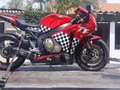 Vendo cbr 1000 Año 2008 Impecable Extremadamente cuidado Entrega inmediata Accesorios y mas  Legal