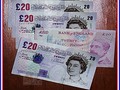 hundred pounds in my pocket