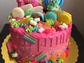#muffinsymas #dripcake #cake #cakes