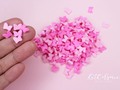 Tenemos nuevos Mini Clay Shakers  . Este es de lazos y está muy cuchi, puedes obtenerlo de cualquier color