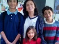 Soy mamá de 4 +2.  Creo que siempre he sido mamá, como hermana mayor, a los 19 años era la representante de mis hermanos en el liceo, llevaba una casa y atendía a dos adolescentes mientras era estudiante de la universidad.  Experimemte 4 cesáreas y nacieron mis 4 hijos. A los 3 días ya me defendía con ellos en casa, no tuve una mamá para la sopita de gallina y todo eso que se acostumbra .. Yo me cree un manual con lo que aprendí y lo que mi corazón me decía. El miedo se desaparecía en lo momentos más difíciles y eso era una bendición. Siempre digo que los 3 primeros años son los más importantes, enseñarlos a comer, hacer un patrón de rutinas y hábitos. Luego dejarlos ser, que se vistan sólitos, con una media de un color y de otra, que se pongan los zapatos, escojan su combinación, se peinen, se bañen, así van iniciando su propia vida. Los hijos no nos pertenecen, somos un canal para que vengan a la vida y hagan lo que les guste y les dé felicidad. Yo espero sepan ingles,tocar piano,cuatro,jugar futbol, nadar, modelar, hacer café, postres,diseñar,bailar,cantar, taekwondo, hablar(nos falto la S) bailar  flamenco,sumar, restar, tomar fotos, maquillarse, cocinar, hacer cócteles, bailar ballet, salsa, coser, pintar jajajaka y sobre todo que en cada una de esas experiencias hayan descubierto su verdadera pasión y sea su compañera de vida y cada día el alimento del alma y motivo para despertar cada mañana. Como madre deseo tengan una vida hermosa, con todas las herramientas que existan para estar en paz, agradecidos,  sanos, alegres, empa,se llenen de motivos y razones para seguir creado su realidad de la mejor manera . Yo me siento una extensión de luz de mi Madre y luego de mi salieron estos 4 ratitos más. Son parte de mí, para siempre . Por eso sé que a donde vayan yo estaré cerca siempre y más cerca cuando los visite   Los amo y mi mayor deseo es siempre verlos sonreír.  Esto orgullosa de los seres que son.  #valentinacarrero #creadoradearte ##mamá #diadelasma1