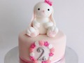 Qué tal está hermosa conejita para celebrar los meses de nacida a una hermosa bebe !  . . Endulzamos todas tus celebraciones, encuéntranos en whatsapp 301-2788590 #nani #nanireposteria #tortasbarranquilla #celebracionesbarranquilla