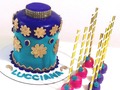 Pronto publicaremos todas las fotos de nuestros productos de navidad! Por lo pronto les dejo esta torta con cakepops para un cumpleaños de Jasmin  Contáctanos para hacer tus pedidos por whatsapp al 301-2788590  #nani #nanireposteria #hechocinamor #celbracionesbarranquilla #barranquilla