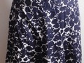 VAN HEUSEN Size 8 Womens Black/White Floral Silhouette Business Casual Skirt