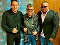 Compartiendo junto a Carlo Méndez con este gran artista de muchos éxitos Álvaro torres.