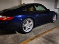 Porsche 911 2006: Emblema de llantas pintado con nuestros marcadores para llantas!😎 • Solicita tu cotización y agenda tu cita 6670-8500📞