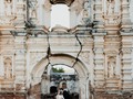 Mayra & Rafael en antigua ✨  Venue: @lacasadelaruina  Wp: @meileon.eventos  Decor: @bodadeportada  Ph: @norkevin @emilioorellanafoto