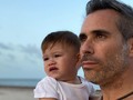 Hoy celebro mi primer día del padre sin padre.   Lo celebro (en vez de lamentarlo) porque fue un padre excelente, y me enseñó muchas cosas que ahora me toca aplicar a mi. Y lo celebro, porque mientras más aplico esas cosas con mis hijos, más lo valoro a él, y más lo llevo en el corazón.   No hay nada que se compare a esta responsabilidad, especialmente en este tiempo en el que nuestros hijos están ante tantas y tan distintas amenazas.   Nos va a tocar afrontar nuevos retos para preservar su salud, al igual que su integridad a muchos niveles, pero no hay nada que se compare a la fuerza y el orgullo de luchar por un hijo.   Dios bendiga hoy a todos los padres en su día, y nos guíe para seguir mirando al futuro con esperanza, así como en la foto.   PD: La ultima foto… 😍🥰❤️🤤  #Salud #Nutritioniscool #Nutrition #Nutricion #tuultimadieta #nutrillermo
