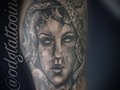 Aquí les dejo este nuevo trabajo,primera sesión de medusa en realismo para proyecto de media pierna. . . . #medusa #medusatattoo #tattoomitologico #venezuelatattoo🇻🇪🇻🇪🇻🇪 #odgtattooink  #realismotattoo #blackandgreytattoo