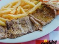 Vaquero de Carne con ensalada, papitas y salsas de la casa... jugosito, en el termino que desees! . Pídelo ya (como te gusta) al fijo 3594622, al WhatsApp 304 5545431 o por Rappi, iFood y domicilios.com desde su App hasta las 11PM . #yopidodomicilio #comidarápida #barranquilla #chuzos #salchipapa #hamburguesas #perroscalientes #hotdog #perrocaliente #hotdoglover #hotdogday #chuzodesgranado #chuzolover #barranquilla #pedidosadomicilio #coronavirus #covid #tengohambre #comidarapidabarranquilla #fastfood #carneasada #lomoalaplancha #polloalaplancha