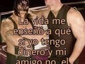 Y si la devuelta son menos de 5mil le digo que se los quede para la gaseosa. Y si no, tiene que decirme gracias viejo o pala