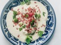 Y claro que si !! La comida Mexicana es extremadamente refinada y deliciosa . Maravillosa experiencia gastronómica de temporada ! Chiles en Nogada VEGANOS !! Exquisitos, Nogada con leche de almendras y relleno de frutos !! El postre más espectacular del mundo mundial, Flan de Mamey de mil maneras, con mousse de mamey, helado de mamey, y más mamey !! Simplemente mexicodelicioso! #cholula #aojourneys #deliciasculinarias #gastronomiamexicana #saboresdemexico #cuidadsagrada