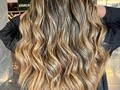 Morenas iluminadas #panama #panamacity #balayage #balayagehighlights @panamena_de_belleza @olaplexpanamaoficial