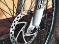 Aún sigue en venta 🚴 la vendo porque necesito dinero 😪 pilas Q1680 todo nítido 😎💯