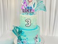 Un #pastel muy frío para celebrar los 3 th de Lucia …. Toppers @multiglobal  #frozen #elsa #elsafrozen #dulce #pastel #torta #buttercreamcake #cakeart #cakedecorating #cakefrozen #cakecakecake #cakelove #cakeboss #cakelovers #cakeartist #instacake #cakeinstagram #instagood #photography #photographer