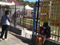 Hospital Durand. Empezaron a isopar. Gente con síntomas esperando desde las 7.30