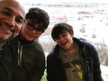 Les dejo tan solo 10 fotos de unas vacaciones en #ushuaia   La primera de los tres solos. No es fácil pero logré disfrutarlo y mucho  Vi a mis primos y tía que hace mucho no veía. La familia es muy lindo y siempre seré defensor de ella.  Por eso no era fácil. Pero verlos felices a ellos, hace todo más simple. Estar en un lugar único tambien ayuda. Y sus risas y chistes en común, no tiene precio.   Y volver a conectar conmigo era importante. Saber que solo también se es papá. Ya estoy planificando el próximo viaje, los tres juntos como los mosqueteros !!   Pero me queda una semana más en Bs As. Y debo dejar de escribir porque quiero ver qué ya están durmiendo, y darles un beso sin despertarlos.   Gracias por dejarme compartir este pensamientos y si tienen la posibilidad, vayan a Ushuaia que también es Argentina.