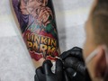 💉💉💉 FullColor⚡️ 📸 @soyadrianking . . . . . @happyinkcare  @eztattoocolombia  @protonstencil  @tattoo.colombia1 . . . #tattoo #tattooink #medellink #likeforlikes #chesterbennington #linkinpark #colors #parquelleras #like4likes #inked #inklife #tattoolife #ink #portait #tattoodesing #likeforlikes #tattoed #likeforlikeback .  @skinart_mag @inkedmag @saniderm @skinar @tattoo.artists @tattoorealistic @pipe_balao