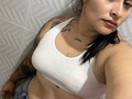 Al principio te acuerdas y lloras eso es sensibilidad. Luego te acuerdas y sientes un alivio eso es gratitud . Después de eso te acuerdas y te ríes,eso es amor propio . Pero entonces llega un tiempo en que no si quiera te acuerdas de recordar y eso es madurez, l@ superaste .
