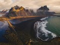 Stokksnes, Islandia 🇮🇸  📸 @dmaimo   #photography #droneoftheday #dronephoto #drones #dronelife #drone