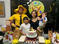 Con el #hombredeamarillo de #jorgeelcurioso celebramos a Samuel este Viernes 31 de marzo...#felicidades #somosPLAYHOUSE #animaciondivertida