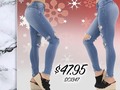 We’ve picked our favorite #destroyedjeans by #ScarchaJeans👖#tagtuvendedorapompis #shopnow ✨