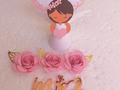 Topper para torta Contáctanos vía whatsapp al número 0424-7668433. . . . #pomponesmerida #caketopper