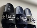 Llegaron las nuevas #Altamar PENGUIN🐧 Ven por las tuyas antes de que se agoten!  𝗦𝗢𝗟𝗢 𝗘𝗡 𝗕𝗨𝗗𝗨 𝗦𝗛𝗢𝗣 🔥  Tallas: 40 -45 Valor: 150.000 -20%Off $120.000  𝘗𝘐𝘋𝘌𝘓𝘈𝘚 𝘈𝘘𝘜𝘐📲WhatsApp 320 565 2001  🚚💨Hacemos envíos a todo el país  💯% ORIGINALES   ¡VISÍTANOS! 📍Dirección: Cra 53 # 68-226  Edificio Ejecutivo 53 (oficina 204) ⏰Lunes a sábado 9:00am a 6:00pm   𝗕𝗨𝗗𝗨 𝗦𝗛𝗢𝗣  𝗦𝗜𝗘𝗠𝗣𝗥𝗘 𝗢𝗥𝗜𝗚𝗜𝗡𝗔𝗟 ¡TE ESPERAMOS!🔥  #budushop #modamasculina #barranquilla  #mensfashion #mensfashionweek #menfashions #estilomasculino #modaparahombres #casualstyle #menclothing #outfitmen #promociones #descuentos #imperdibles #oferta #marcas #penguin