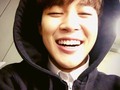 estaba enojada pero vi esta foto y se me pasó que poderoso es park jimin