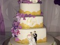 Sábado de Bodas💟🍰Siiii ayer entregamos este hermoso Pastel de Bodas🤵🏻👰🏼💗 para Fausto y Sarisme. Muchas felicidades!!!🍾🎉 . . . #tortadebodas #bolo #weddingcake #rebecavera #valencia #carabobo #venezuela #lux #bodasvenezuela #eventos #eventplanner #cake #fondantcake #love #glamour #wedding #bridal #bridalshower