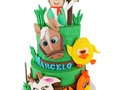 La Granja de Marcelo🧑‍🌾🌿🐮🐴🐄🐔  Con este hemoso diseñó modelado a mano, celebramos el primer añito de un campeón! 💚  En su interior es una torta de vainilla, rellena en capas con arequipe. (De mis convicciones favoritas) 🤤  #lagranjadezenon #lagranjadezenoncake   Encargos vía WhatsApp +58 04265952040   El link directo a WhatsApp está en la biografía ❤️  #apoderateyempoderate #emprendedor #emprendimiento #maturin #monagas #venezuela #maturintrending #reposteria #resposteriamaturin #reposterosdematurin #tortasmaturin #reposteriaartistica #like #follow #likeforlike #reposteriacreativa #reposterosdevenezuela #cakelovers #fondant #cakedesing #cakelover #fondantcake #regcakes