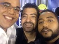 En esta foto solo decían salir los integrantes de la asociación internacional de comediantes con barba, es decir @ivanmarinsoyyo y un servidor pero se coló el desertor @jeffersonreina