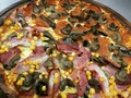 @pizzeriapertutti - La mejor pizza 🍕 con la salsa más increíble 🍅 y los ingredientes más frescos ❤️ llama al 0413-5242435 y pídela a domicilio (ENVÍO GRATIS 🛵) menú @deliverypertutti . : (Para precios debes llamar). : : : : : : : #lara #Barquisimeto #pizzagram #pizzeria #pizzaislove #pizzaislife #venezuela #fxf #pizzatime #pizzalover #fotodeldia #pictureoftheday #almuerzo #cena #pizzalovers #pizzeriapertutti #love #pizzaeveryday #foodporn #cabudare #chef #comida #love #jueves