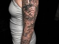 Fotos de este proyecto que concluimos hace unos días. Pueden apreciar más detalles aquí, gracias por el apoyo y recuerden que me encuentro agendando citas en Bogota.  #dragonball #dragonballtattoo #inksav #blackandgreytattoo #tattoo #fullsleeve #fullsleevetattoo #bogota #colombia #colombianartist