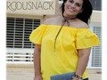 Lunes!!🙌 - Disponible Off shoulders #yellow para consentir las a todas #plussize #tallasplus#igersguayana #pzo#byrousnack#rousnack#roo - Accesorios:@motyl.ve  Fotografía:@ninapiritas