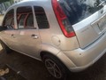 Fiesta año 2011  Km no marca  Sincronico  Ubicado en #guarico  Precio 2500$ raya  Detalles de pintura  Cauchos 70% de vida