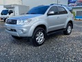 TOYOTA FORTUNER SR 2010🚀   Marca: Toyota  Modelo: Fortuner SR  Año: 2010 Transmisión: Automática 4x4 Recorrido: 150.000KM  Precio: 16.000$  Se recibe vehiculo comercial