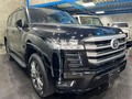LC300 GX.R AÑO 2022  TWIN TURBO 0KM  TAPICERIA NEGRA  UBICACION #CARACAS  TODOS SUS RESGUARDOS  RINES 20  QUEMACOCO  CONSOLA DIGITAL  NEVERA  PANTALLA EN LAS CABECERAS  MAS INFO AL NUMERO DE PERFIL