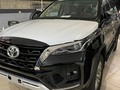 Fortuner SR5 2022 0km  Ubicación #valencia  Tapicería negra  Todos sus resguardos  Motor v6 4.0L 4x4  Precio al número de perfil